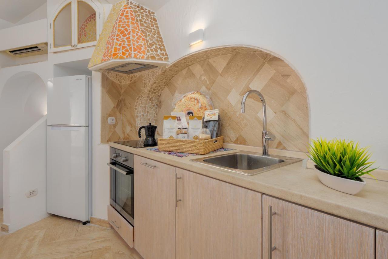 Villetta D'Arancia - Sherdenia Luxury Apartments مارينيلاّ المظهر الخارجي الصورة