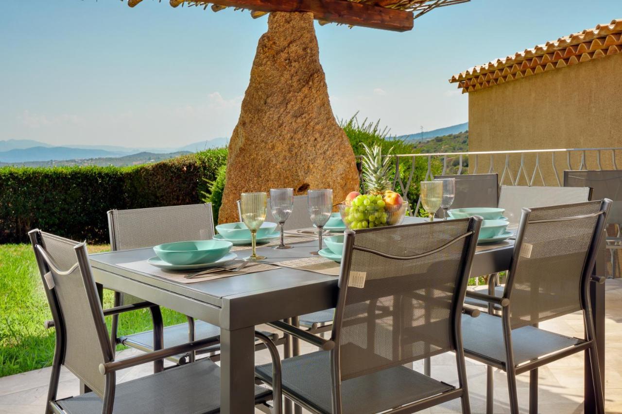 Villetta D'Arancia - Sherdenia Luxury Apartments مارينيلاّ المظهر الخارجي الصورة